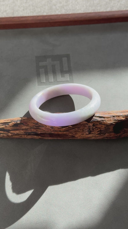 #0325 Vivid Spring Lavender Green with White Spot Jade Bangle Size 56.3