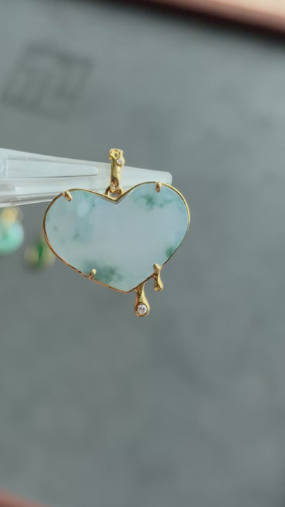 #0470 "Melting Heart" Icy Lavender Green Flower Jadeite Jade 18K Yellow Gold Pendant