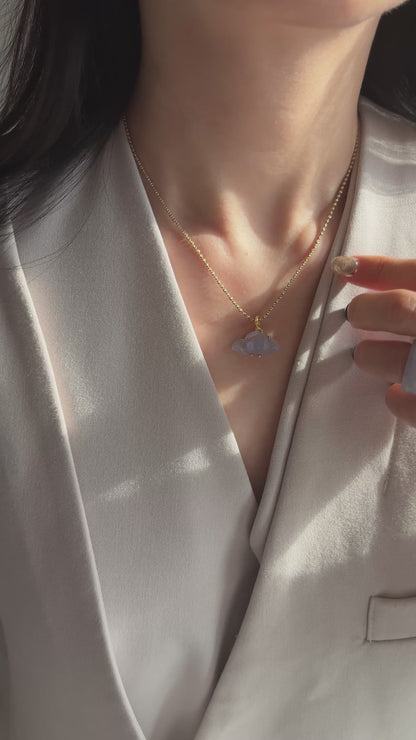 #0471 "Lotus" Icy Lavender Jadeite Jade 18K Yellow Gold Pendant