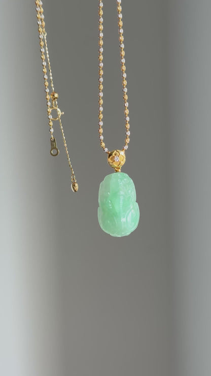 #P0546 "Pixiu" Icy Vivid Green Jadeite Jade 18K Yellow Gold Pendant