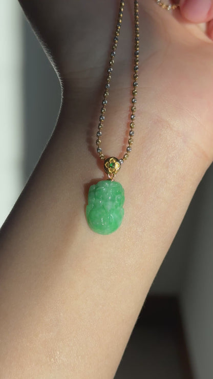 #P0561 "Pixiu" Sun Green Jadeite Jade 18K Yellow Gold Pendant
